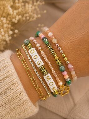 🐾 Hand Crafted DOG MOM Beaded Bracelet in Green, Pink, Yellow, White & Gold